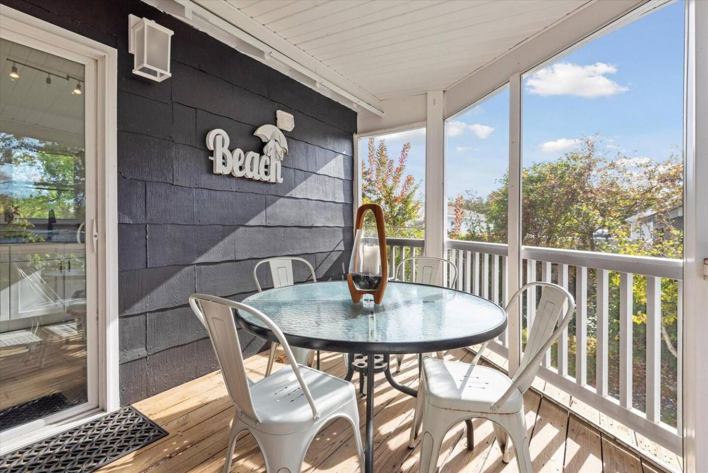 Cozy Beach Cottage Near The Bay Villas Exteriér fotografie